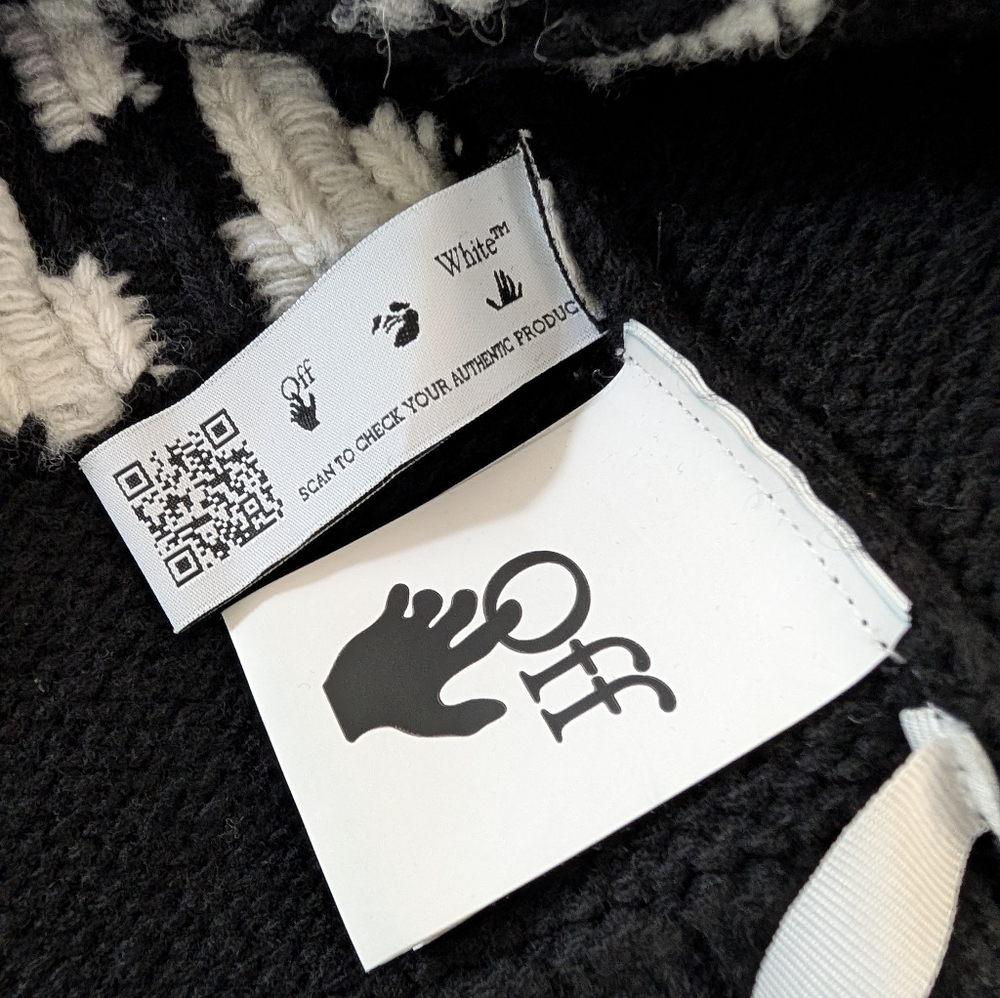 Off White Wool Sweater - Picture 5 of 7